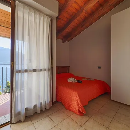 At The Lake Apartment Acquaseria